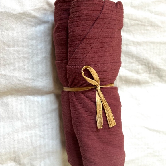 REI Active Pursuit 7/8 Rib Tights- corduroy pattern - Picture 7 of 7